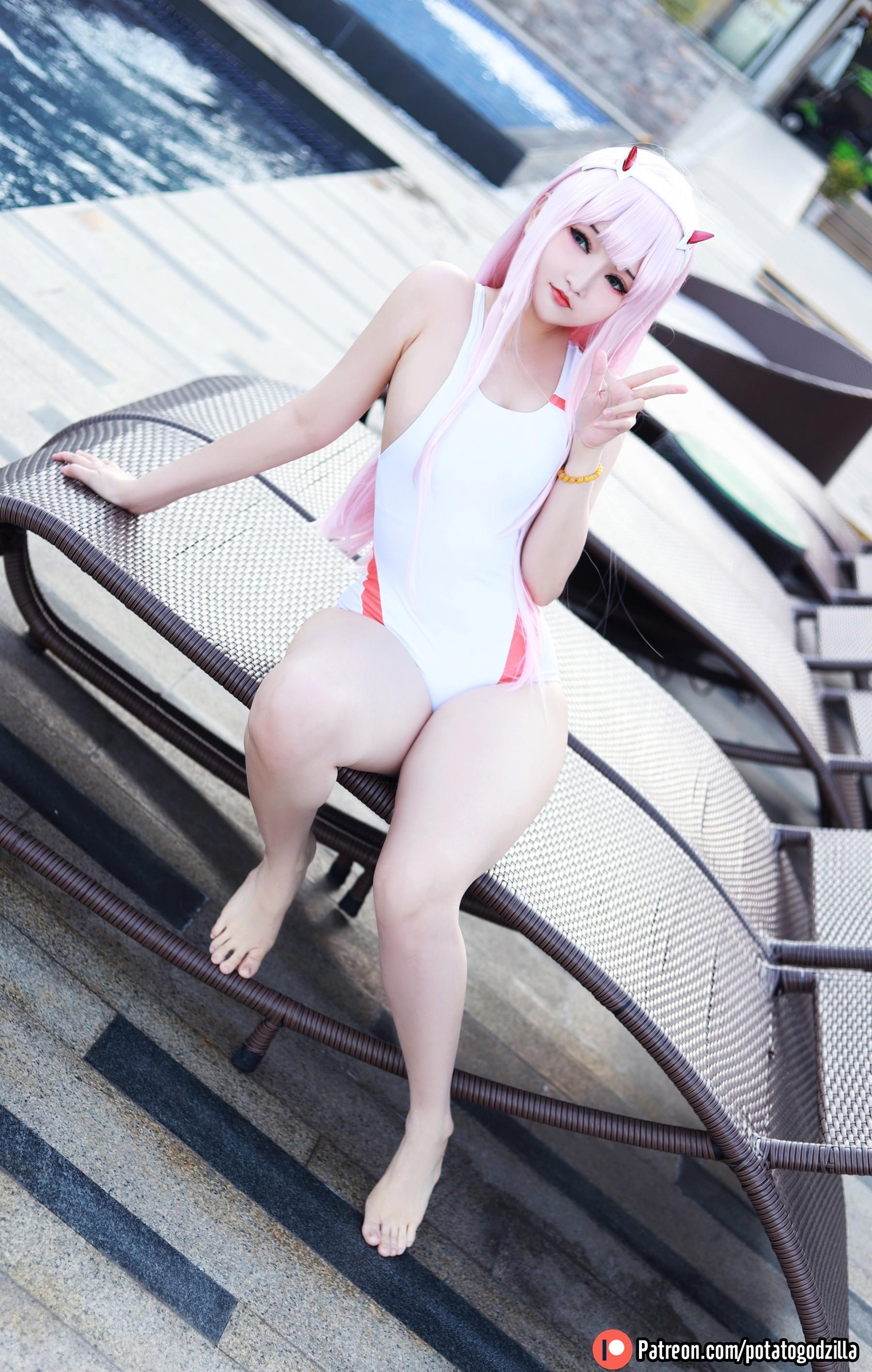 Potato Godzilla - NO.74 Zero Two Swimsuit [29P]